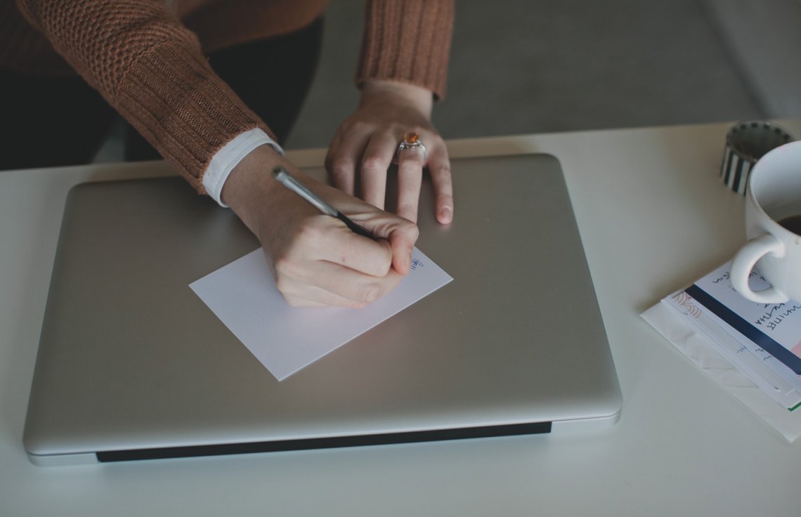 How-to-Send-a-Follow-Up-Email-After-an-Interview-(With-Samples-+-Templates!) Image
