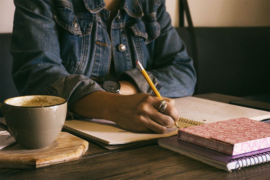 Allicia Washington-White On How Writing Can Reduce Stress + Manage Emotions Image