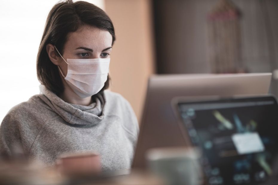 What's the Best Way to Manage Credit Card Debt During The Coronavirus? Image