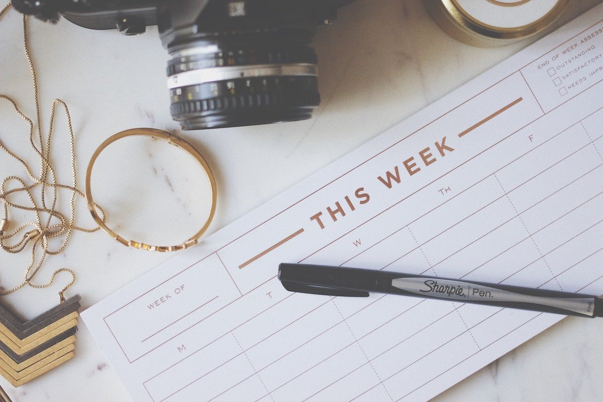 The 5-Step Method for Giving Two Weeks' Notice (+ a Free Two Weeks' Notice Template)  Image